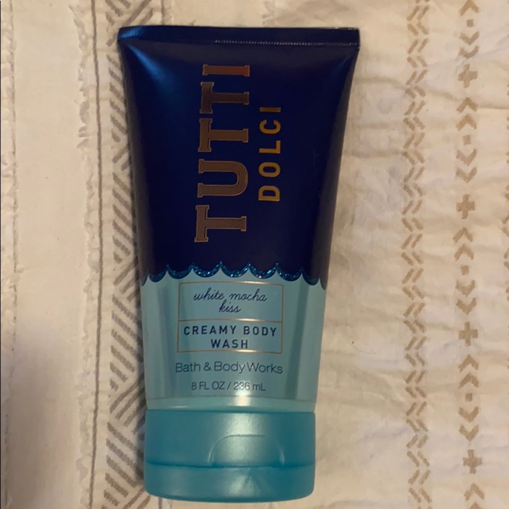 Bath&Body Works Tutti Dolce creamy body wash